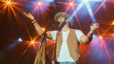 Drake White performs “Ladder to the Sky”
