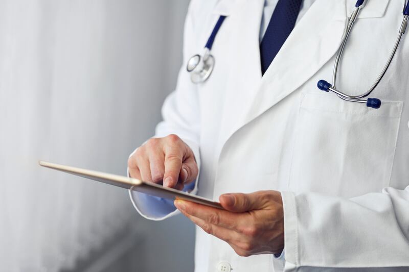 Local oncologists shares new prostate cancer treatment technique 